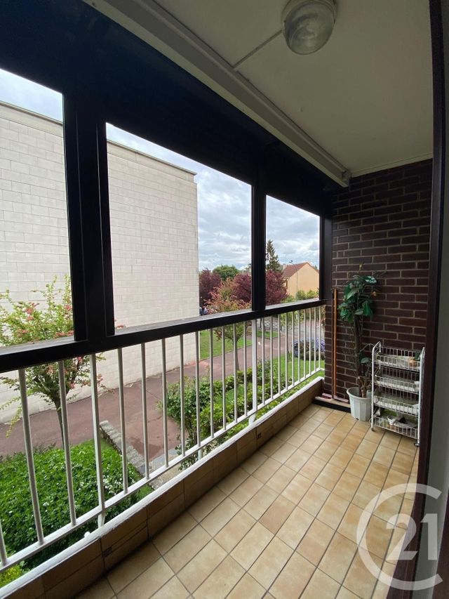 Appartement F4 à vendre - 4 pièces - 83.56 m2 - GARGES LES GONESSE - 95 - ILE-DE-FRANCE - Century 21 Al Immobilier Appartement F4 à vendre - 4 pièces - 83.56 m2 - GARGES LES GONESSE - 95 - ILE-DE-FRANCE - Century 21 Al Immobilier