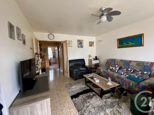 Appartement F4 à vendre - 4 pièces - 83.56 m2 - GARGES LES GONESSE - 95 - ILE-DE-FRANCE - Century 21 Al Immobilier Appartement F4 à vendre - 4 pièces - 83.56 m2 - GARGES LES GONESSE - 95 - ILE-DE-FRANCE - Century 21 Al Immobilier