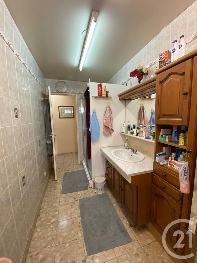 Appartement F4 à vendre - 4 pièces - 83.56 m2 - GARGES LES GONESSE - 95 - ILE-DE-FRANCE - Century 21 Al Immobilier Appartement F4 à vendre - 4 pièces - 83.56 m2 - GARGES LES GONESSE - 95 - ILE-DE-FRANCE - Century 21 Al Immobilier