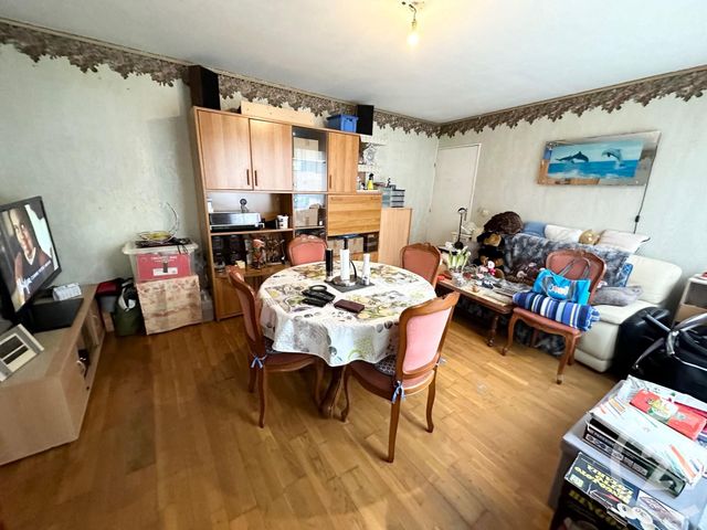Appartement F2 à vendre - 2 pièces - 48.88 m2 - GONESSE - 95 - ILE-DE-FRANCE - Century 21 Al Immobilier