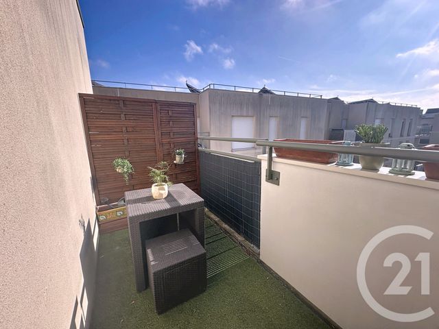 Appartement F2 à vendre - 2 pièces - 41.49 m2 - GONESSE - 95 - ILE-DE-FRANCE - Century 21 Al Immobilier