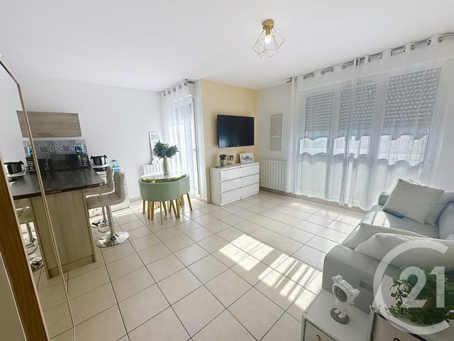 Appartement F2 à vendre - 2 pièces - 41.49 m2 - GONESSE - 95 - ILE-DE-FRANCE - Century 21 Al Immobilier