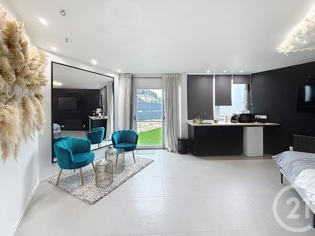 Afficher la photo en grand Appartement F2 à vendre - 2 pièces - 35.09 m2 - LE PLESSIS BELLEVILLE - 60 - PICARDIE - Century 21 Al Immobilier