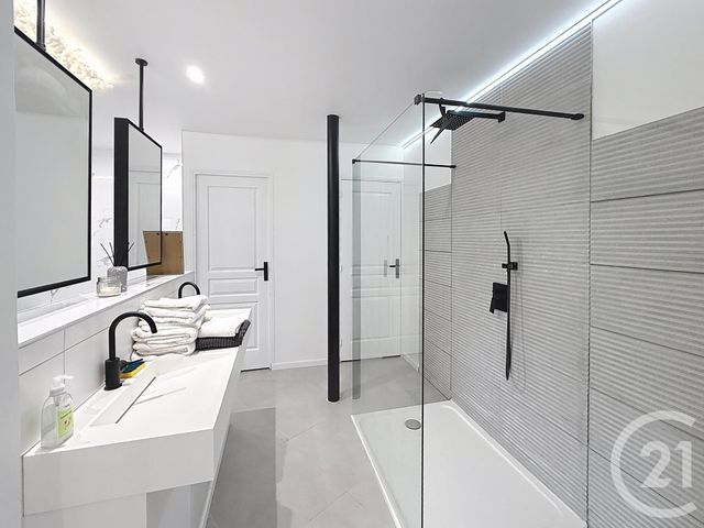 Afficher la photo en grand Appartement F2 à vendre - 2 pièces - 35.09 m2 - LE PLESSIS BELLEVILLE - 60 - PICARDIE - Century 21 Al Immobilier