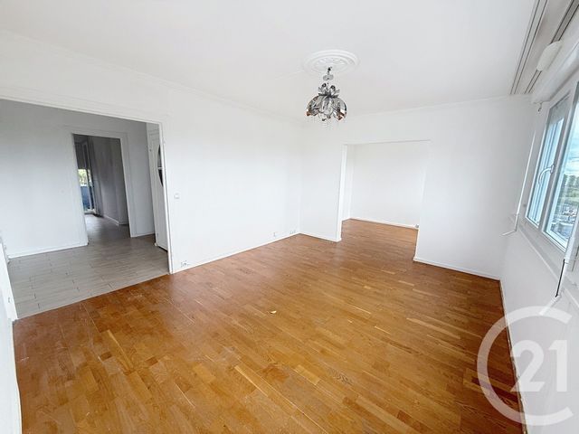 Afficher la photo en grand Appartement F5 à vendre - 5 pièces - 78.11 m2 - GONESSE - 95 - ILE-DE-FRANCE - Century 21 Al Immobilier