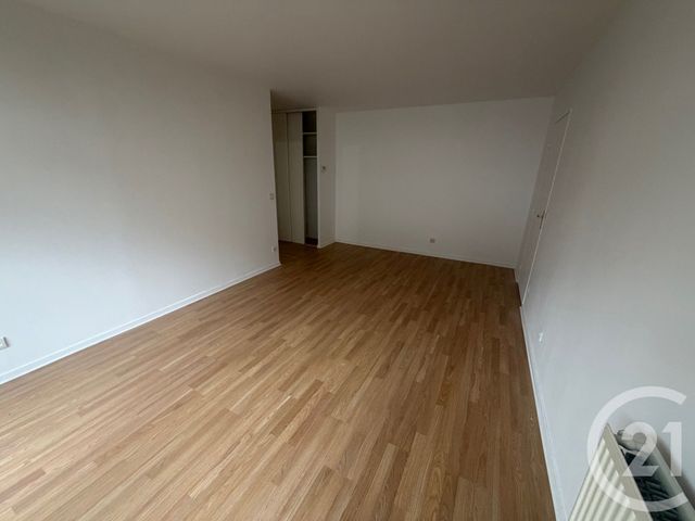 Appartement F2 à vendre - 2 pièces - 43.84 m2 - ROISSY EN FRANCE - 95 - ILE-DE-FRANCE - Century 21 Al Immobilier